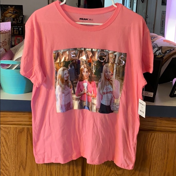 Mean Girls Tops - ❌SOLD❌Mean Girls tee